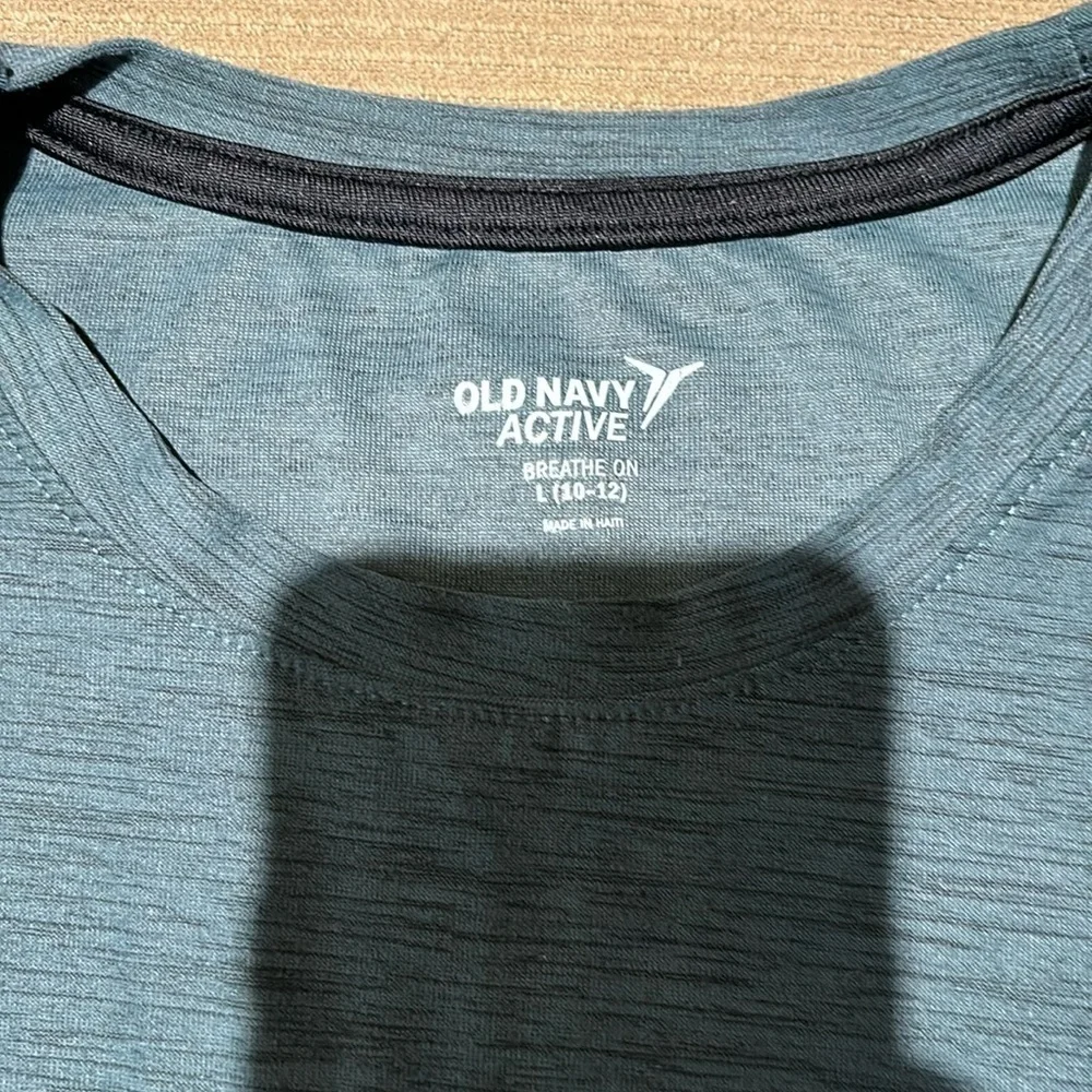 Old Navy Boys Tank - size L‍‍‍‍‍‍‍‍ - Picture 2 of 3